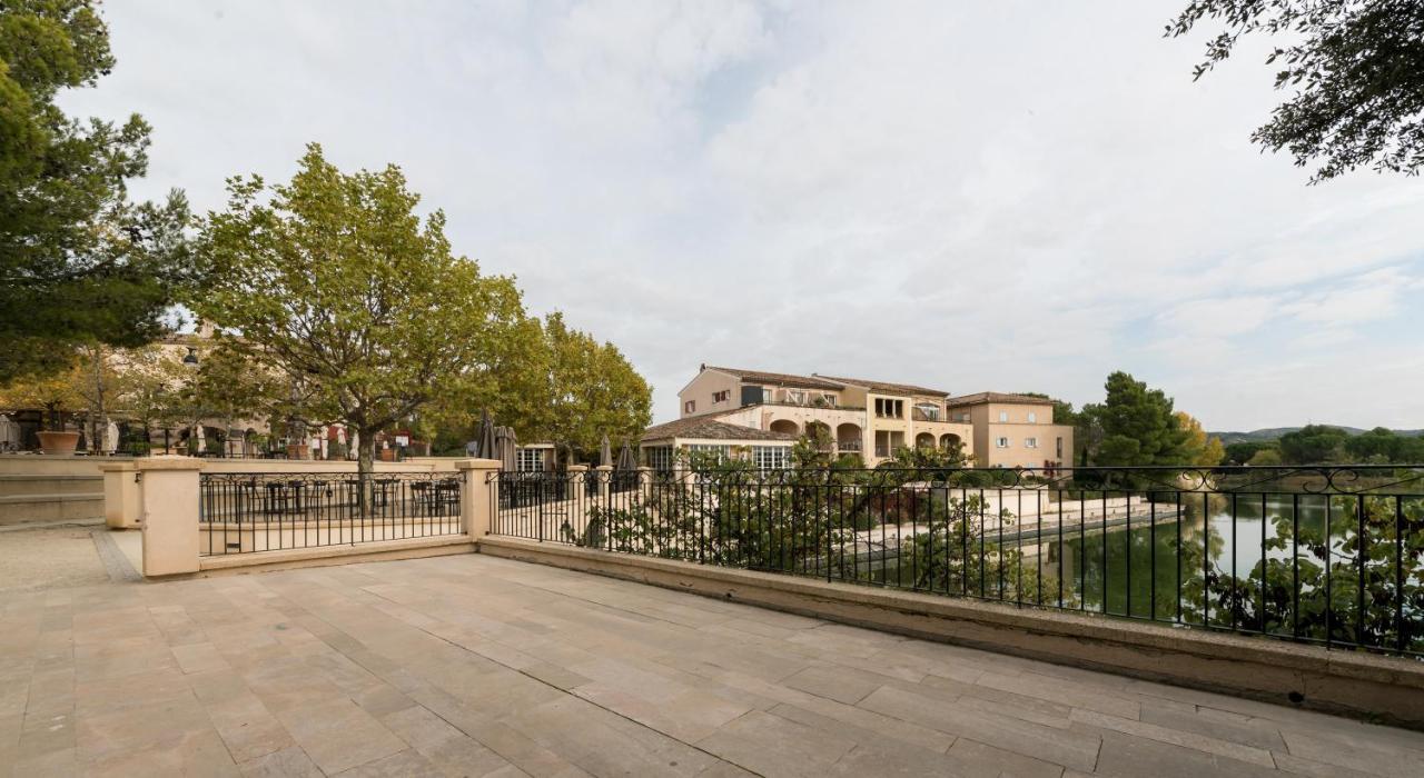Village Pierre & Vacances Pont Royal En Provence Mallemort Exterior photo