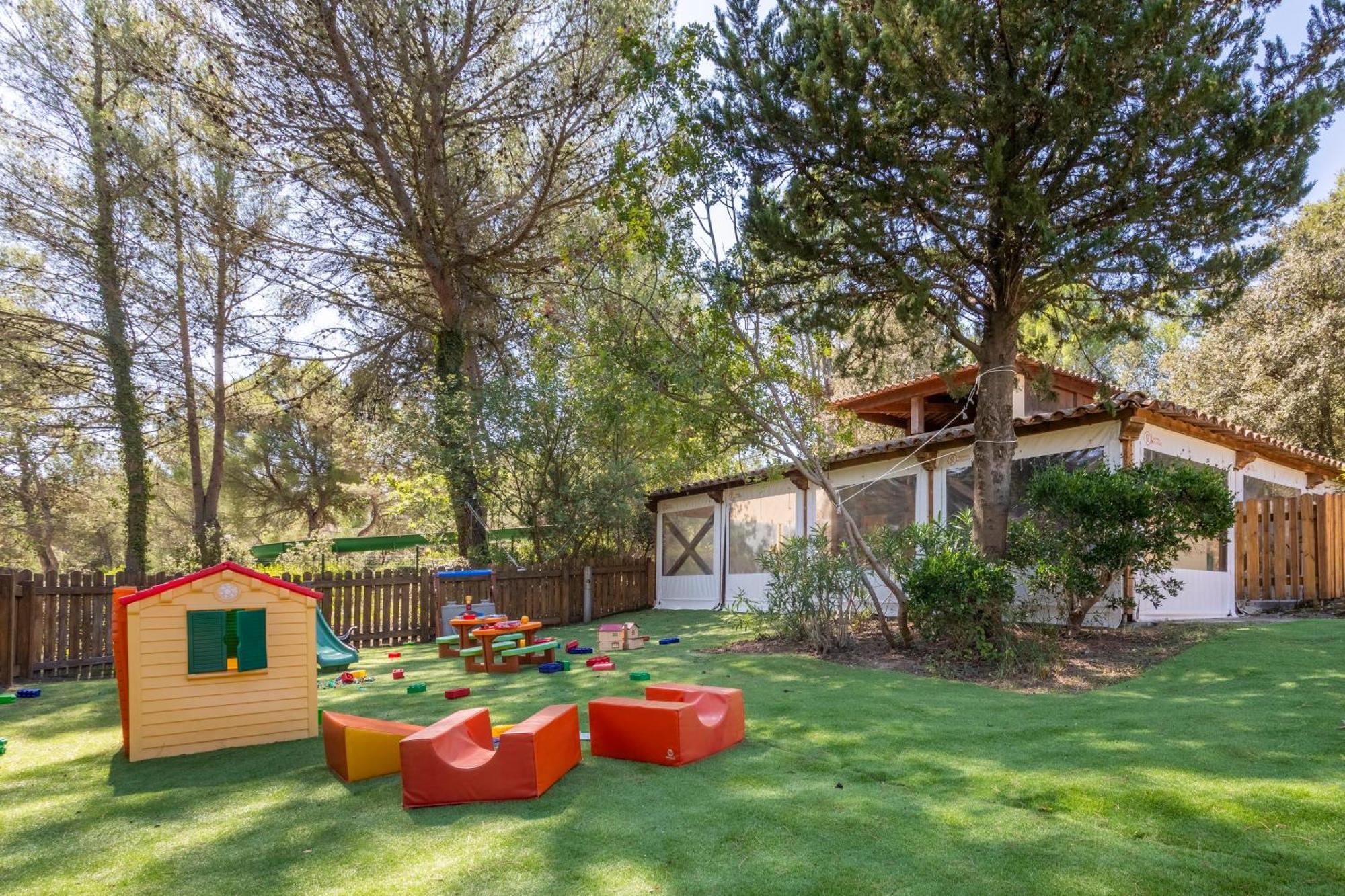 Village Pierre & Vacances Pont Royal En Provence Mallemort Exterior photo