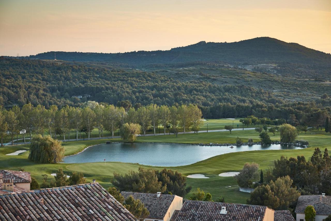 Village Pierre & Vacances Pont Royal En Provence Mallemort Exterior photo